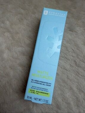 Erborian Matte moisturizer